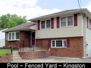 525 Douglas Dr, Cherry Hill, NJ 08034