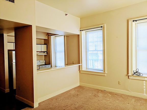 4th image of 1731 E Main St APT 2