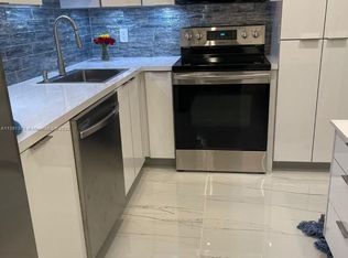 2800 N Palm Aire Dr APT 302, Pompano Beach, FL 33069