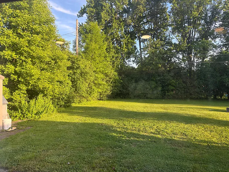 802 Hannah Dr #1 — Photo 10