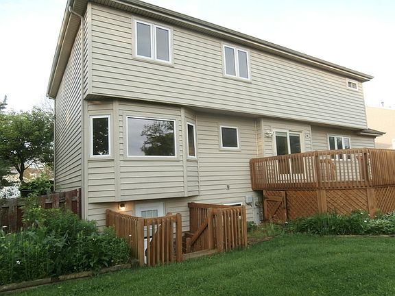 2nd image of 1209 Saratoga Dr