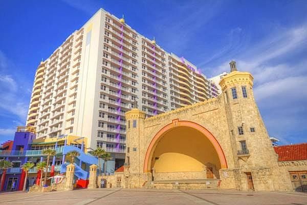 bandshell with free concerts