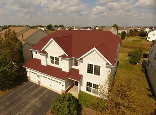 10806 Sawgrass Ln, Huntley, IL 60142