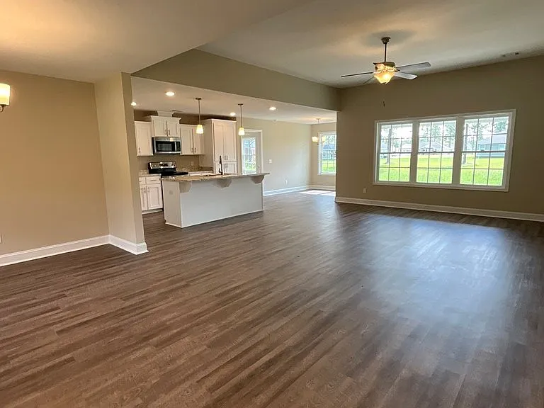 330 Tallulah Bnd — Photo 4