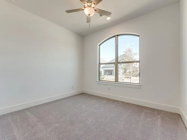 4421 Bandera Dr — Photo 18