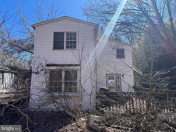 3rd image of 1165 Apple Rd