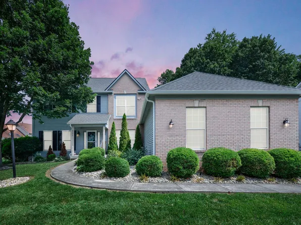 6598 Estate View Dr, Blacklick, OH 43004