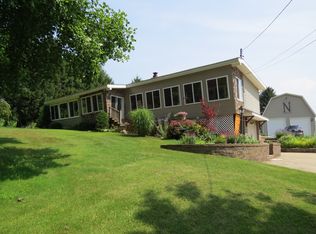 221 Godfrey Rd, Lake City, PA 16423
