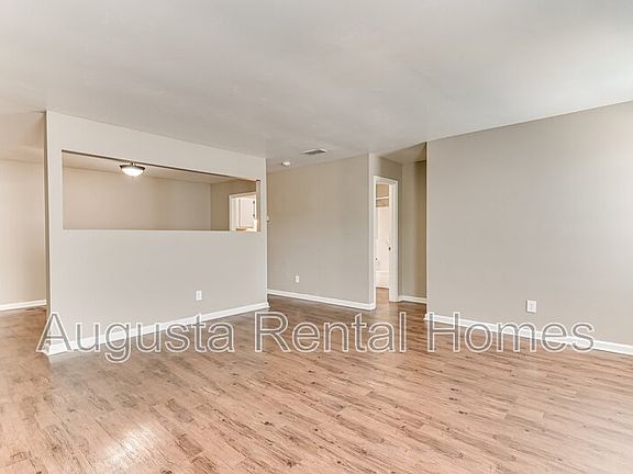 3rd image of 3043 Old Powderhouse Rd APT E4