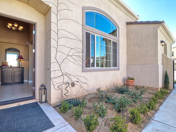 3rd image of 917 Tucana Dr