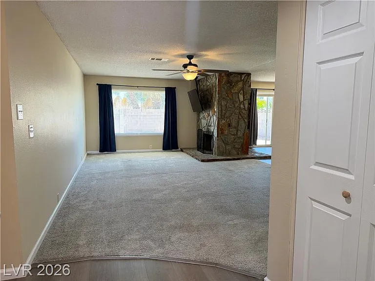 7916 Ducharme Ave — Photo 3
