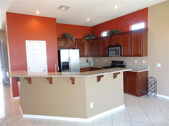 5th image of 28 Hunt Valley Trl #0