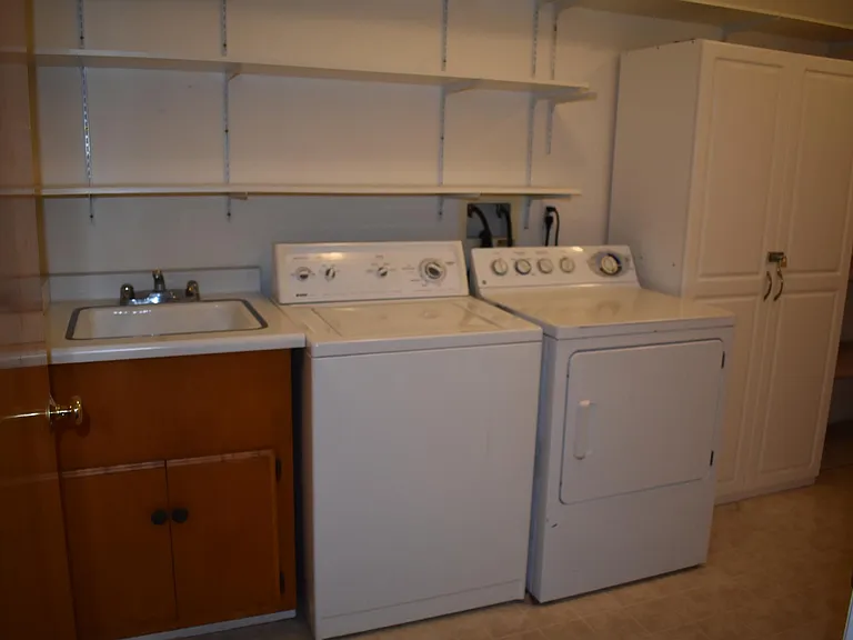 536 San Luis Ave — Photo 7