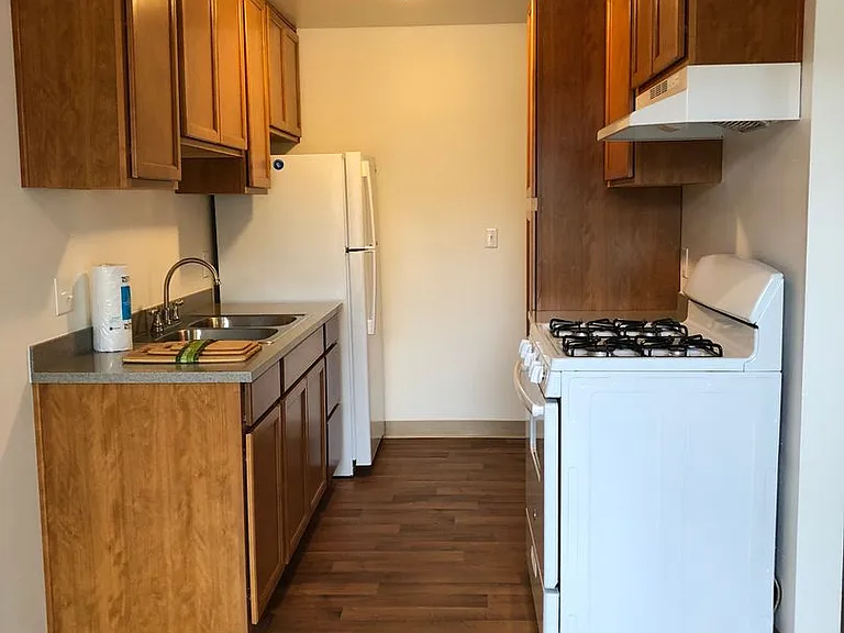 Shannon South Apartments — Photo 6