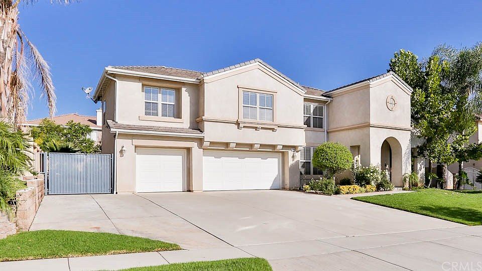 1st image of 3086 Pinehurst Dr