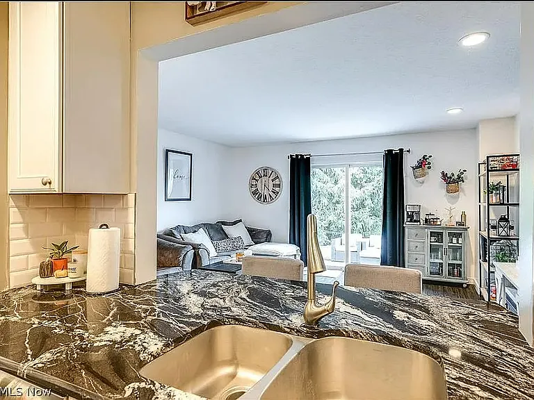 1314 Meadow Run — Photo 3
