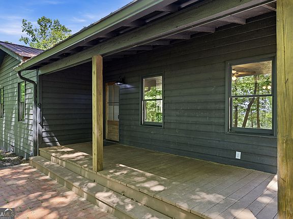 3rd image of 523 Mountain Ranch Rd