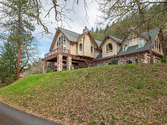 4th image of 3998 Little Applegate Rd