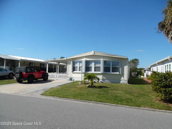 737 Lark Dr, Barefoot Bay, FL 32976