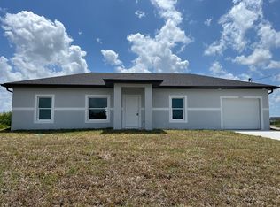 2805 20th St SW, Lehigh Acres, FL 33976