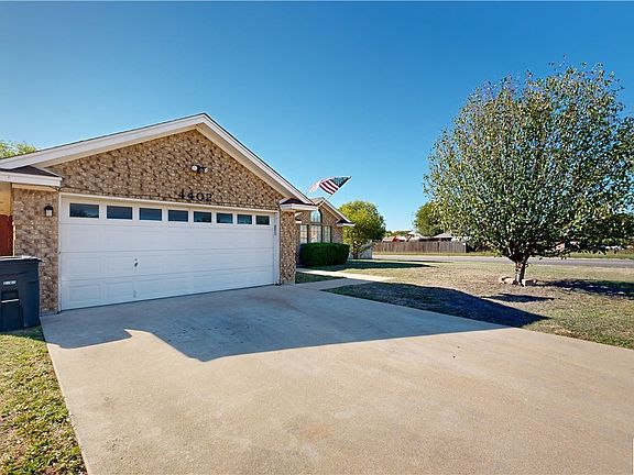 2nd image of 4402 Teal Dr