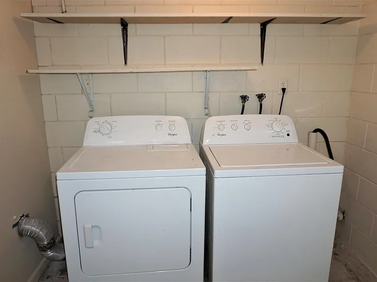 7041 Balboa Dr #7041 — Photo 10