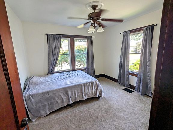 5th image of 4321 Hegner Ave