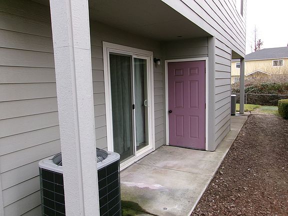 2nd image of 2030 Brookhurst St APT 22