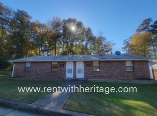 1049 Old Powder Springs Rd SW, Mableton, GA 30126