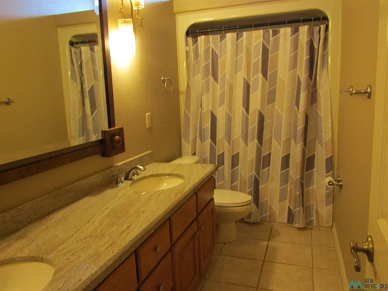2104 W Ray Ave — Photo 22