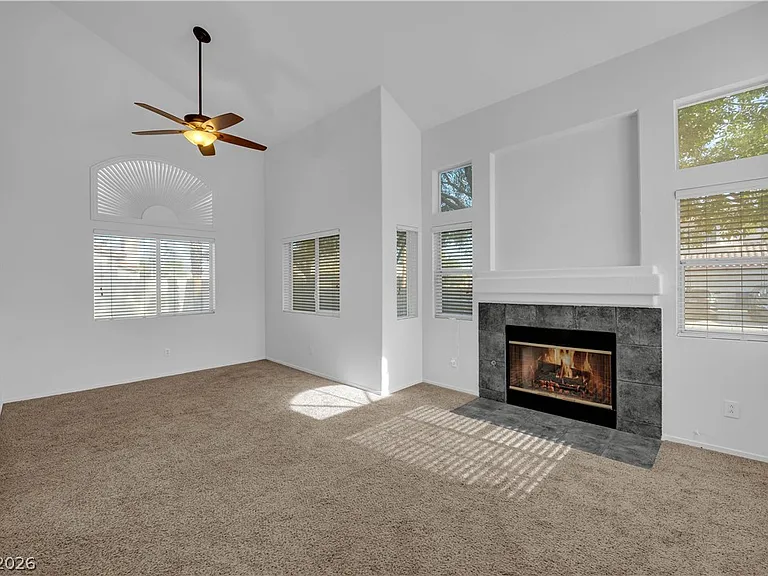 8915 Sandy Slate Way — Photo 7