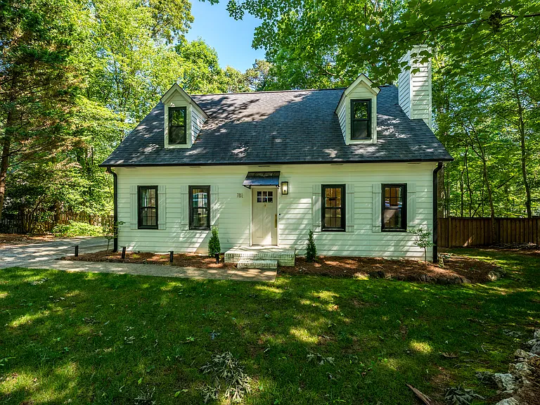 7802 Pinetuck Ln — Photo 8