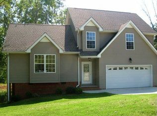 1224 Old Thatcher Rd, Soddy Daisy, TN 37379