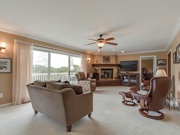5th image of 414 Keota Ln