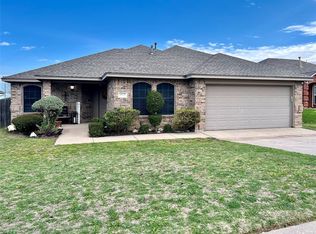 8912 Jill St, White Settlement, TX 76108