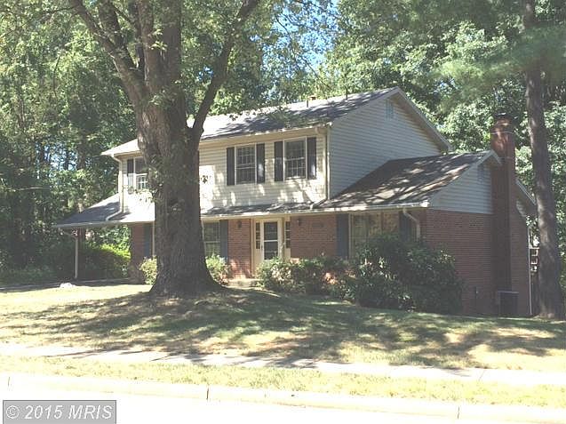 2nd image of 9614 Jomar Dr