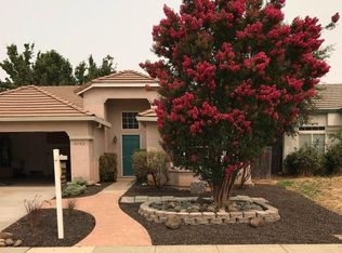 8282 Oakbriar Cir, Elk Grove, CA 95758