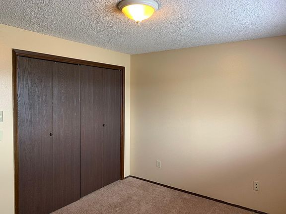 5th image of 7619 Burgess St W APT B