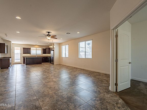 5th image of 37709 W LA PAZ Street