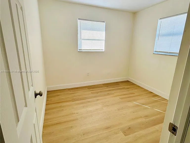 10601 SW 184th St #10603 — Photo 4
