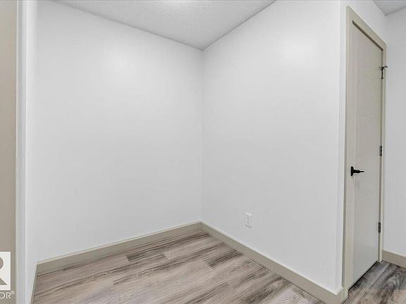 4th image of 10624 123rd St NW #203