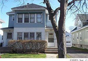 2nd image of 148-50 Kenwood Ave