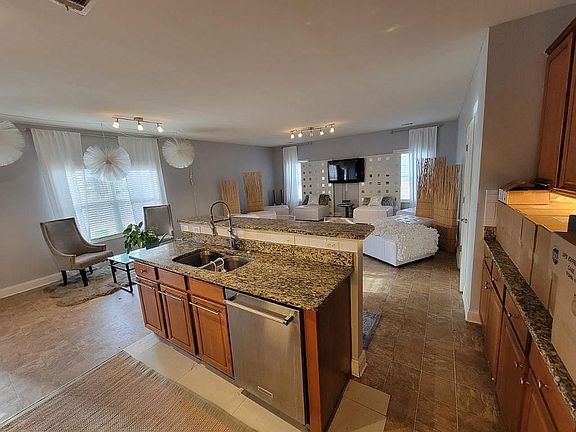 4th image of 4466 Bellemeade Dr