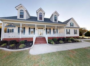 402 Western Wayne Dr, Pikeville, NC 27863