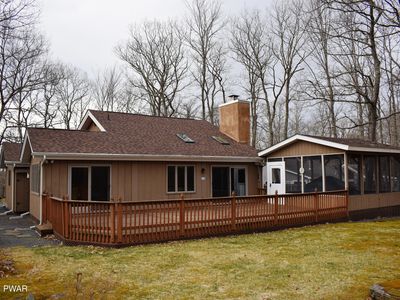 108 Surrey Dr, Lords Valley, PA, 18428