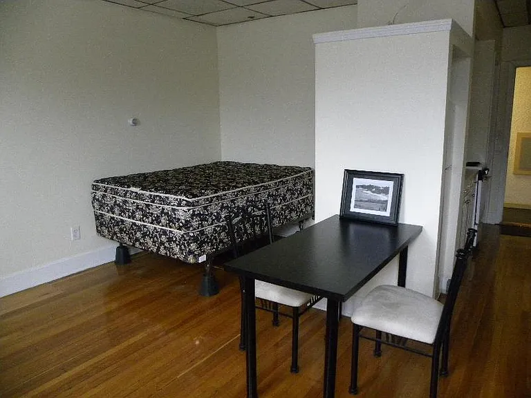 879 Beacon St #10 — Photo 9