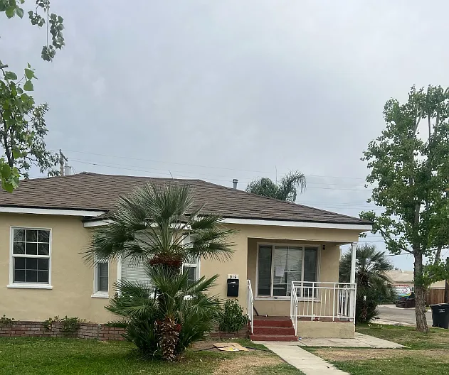 919 El Tejon Ave