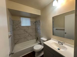 4201 Roosevelt Blvd APT 2, Middletown, OH 45044