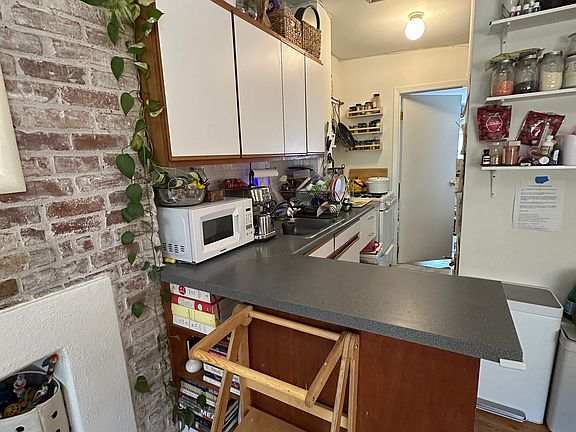 4th image of 88 Joralemon St APT 4
