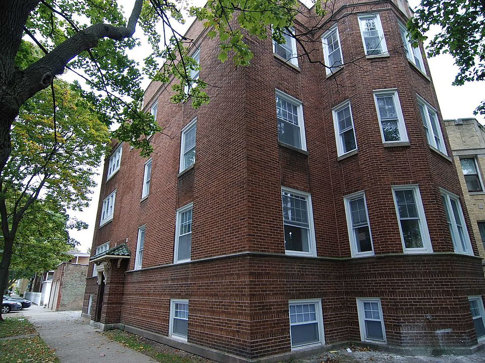 1st image of 2453 W Arthur Ave
